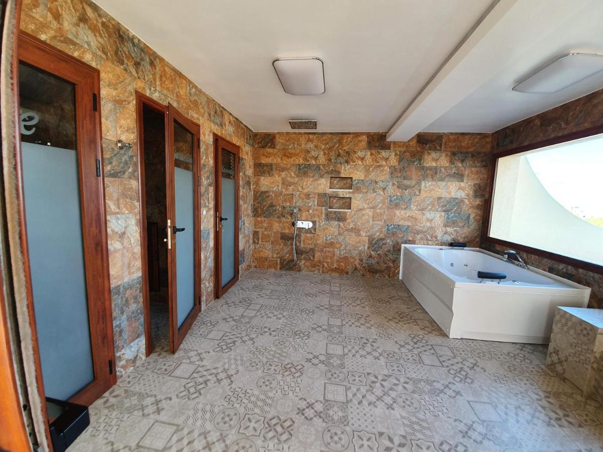 Mahdia - Baghdadi - Laourient Apartments, Restaurant, Cafe Εξωτερικό φωτογραφία