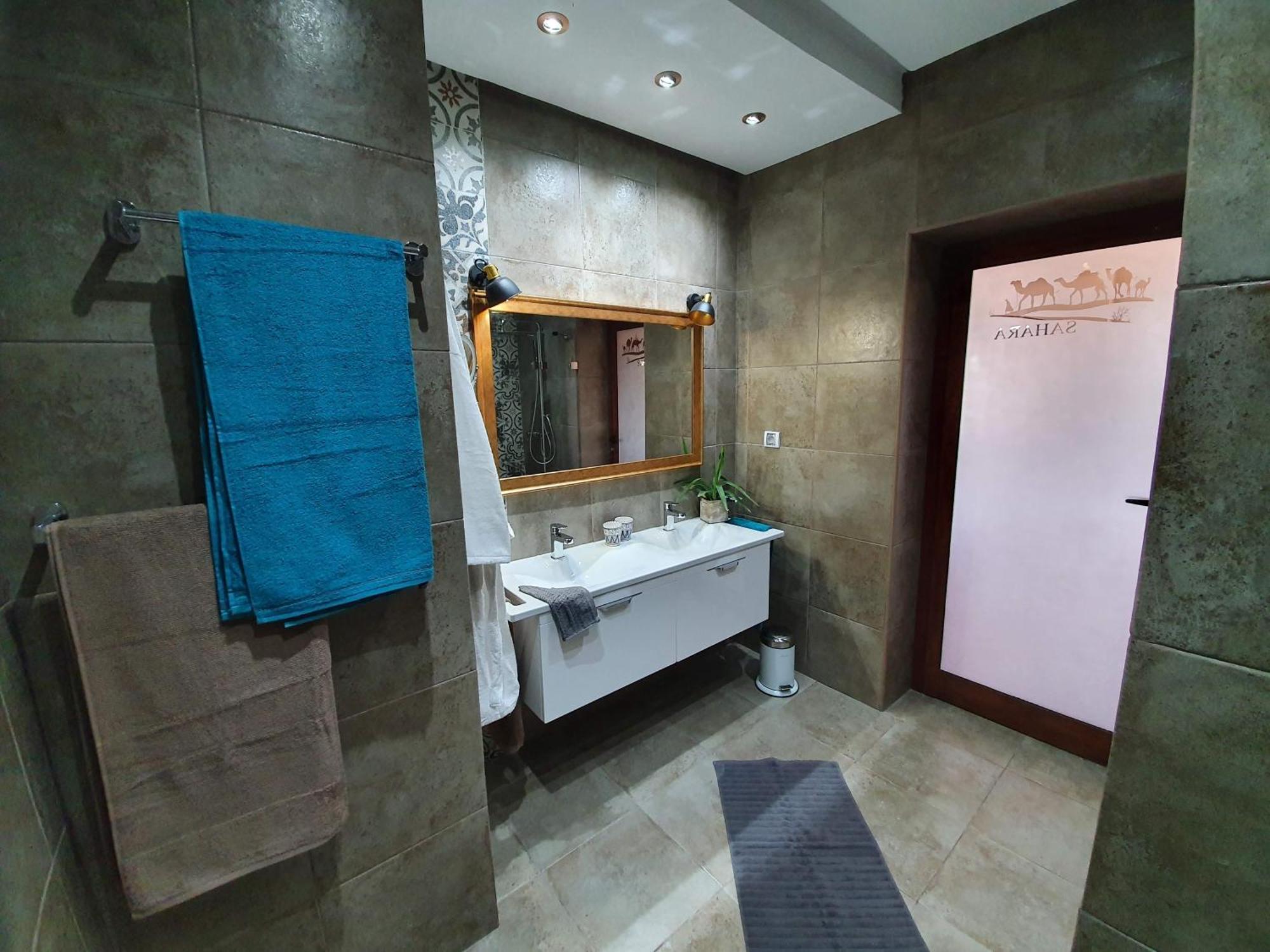 Mahdia - Baghdadi - Laourient Apartments, Restaurant, Cafe Δωμάτιο φωτογραφία